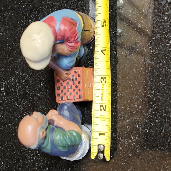 Let's Play Checkers Figurine - Picture 5 of 6